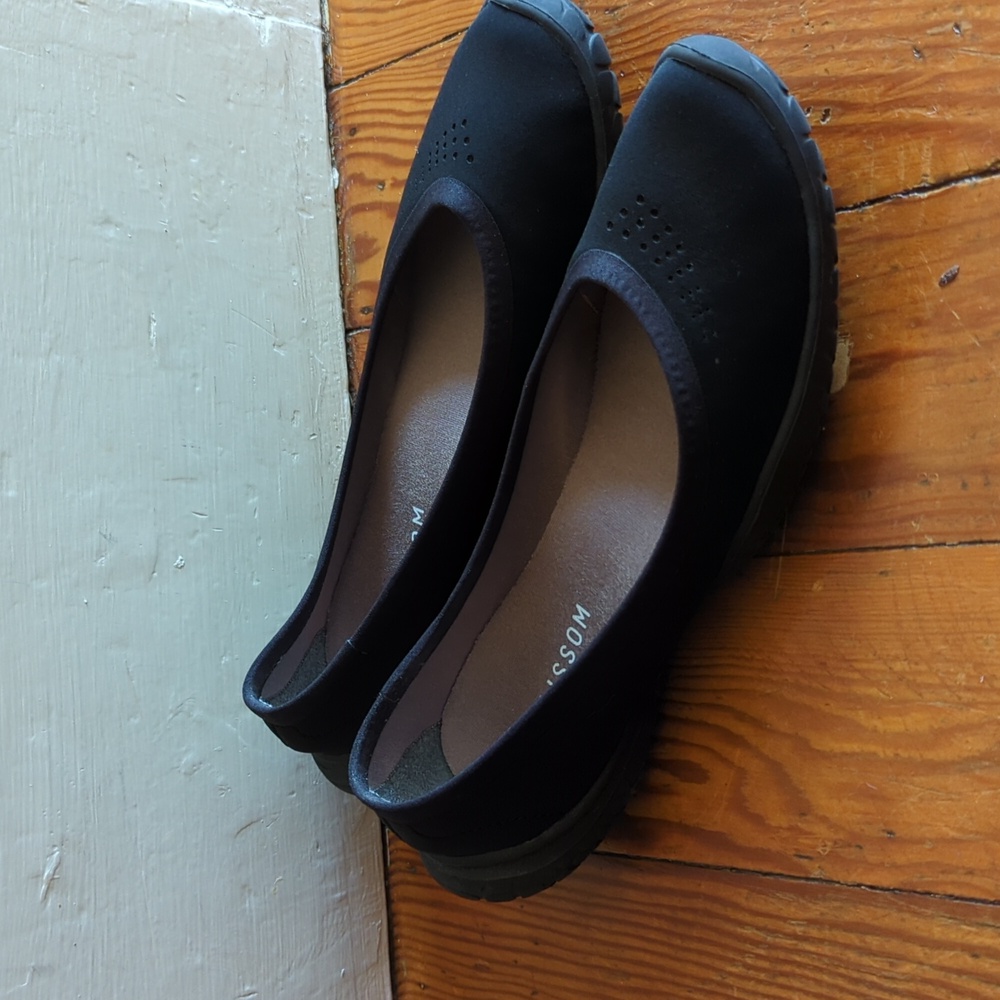 Lissom Flyte black comfort ballet flat 5.5